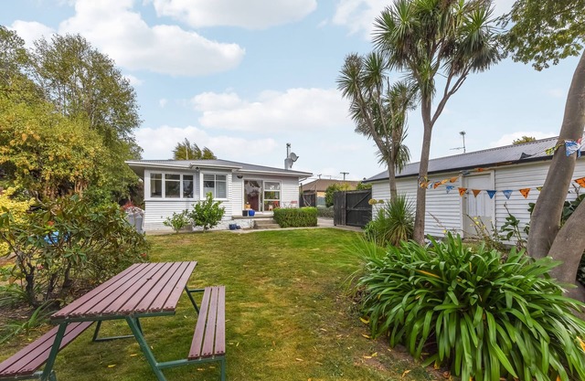Lush Oasis - Blenheim Holiday Home