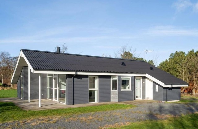 "Luukas" - 150m from the sea by Interhome