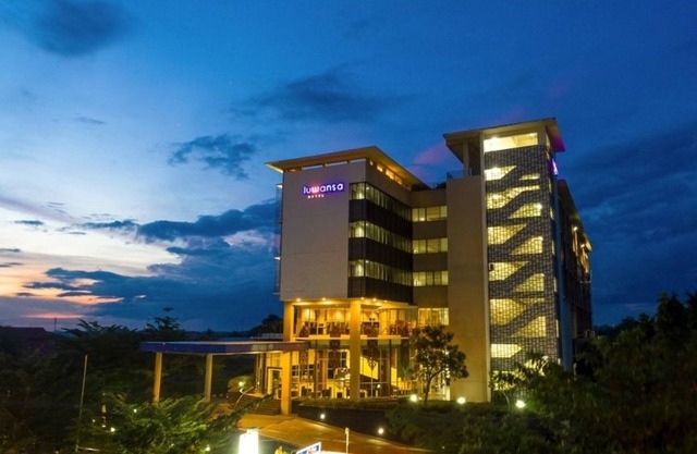 Luwansa Hotel