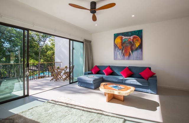 Lux 3 bedroom Villa Anagata - near fishing village