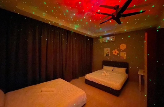 Lux 5BR max 30pax near legoland,Eco botani,Sunway Big Box