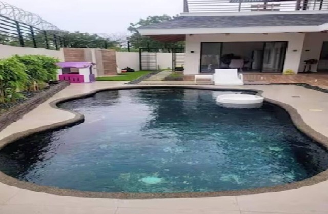 Lux 7 Pool Villa Mactan