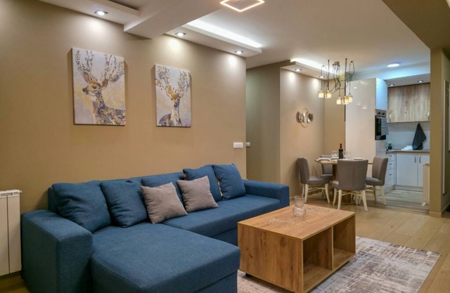 Lux Apartment - Aura S2