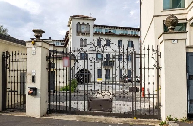 LUX Apartment Milano Metro M2