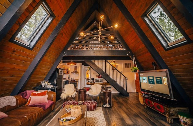 Lux Boho A-Frame Cabin Serene 4 min to Ski