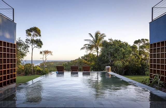 Lux & Modern Villa w/5 bedrooms in Trancoso