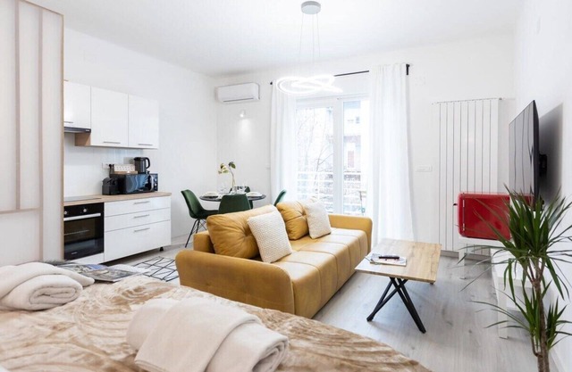 Lux Nest III City Apartment URBAN STAY