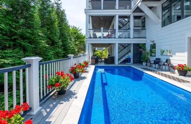 Lux Pool Mansion! Ocean Views, Pvt Beach, 9BR/6BA