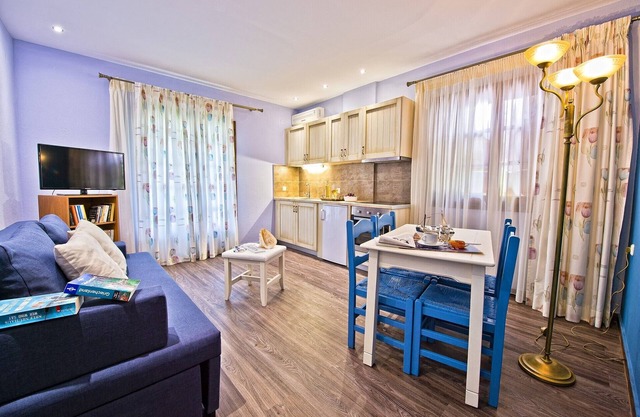 Lux Superior Family Apartment 20m. from the Sea