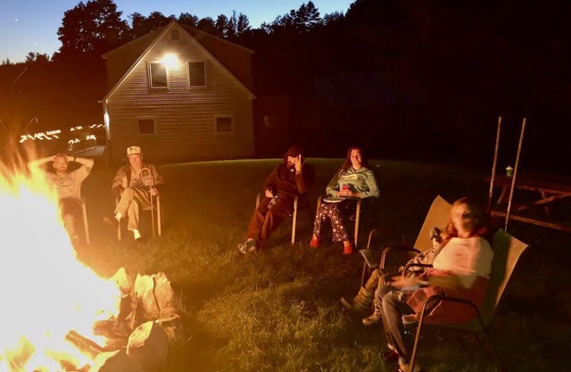 ★Luxe 100+ Acre Retreat★14 Bd★HOT TUB★FIRE PIT★POOL★28 PPL★
