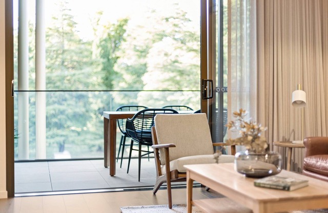 Luxe 2-Bed Inner-City Abode with Alfresco Dining