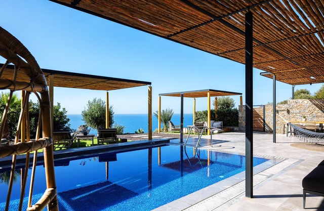Luxe Coastal Escape with Sea Views - Private Heated Pool, Close to Agios Pavlos Beach!