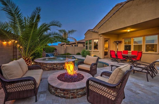 Luxe Estrella Mountain Adobe - Heated Pool