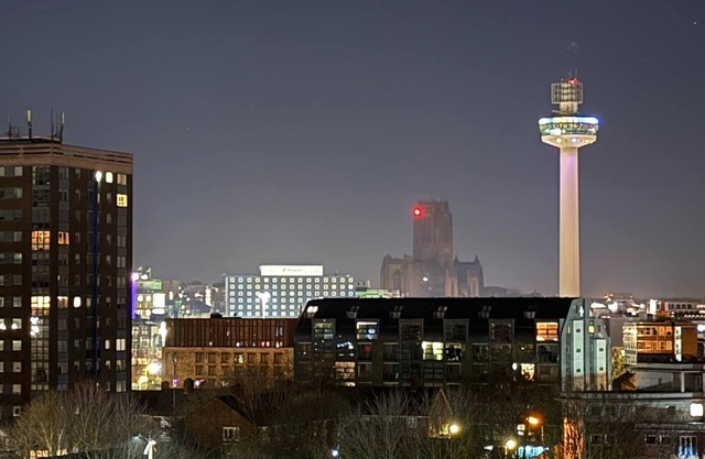Luxe I Penthouse I Balcony I City Views I Parking I Liverpool City Center I