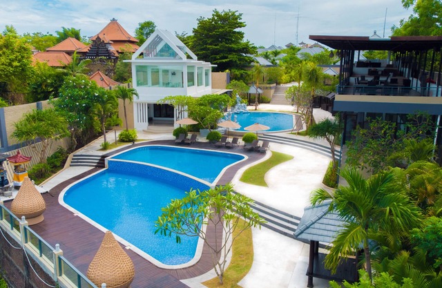 Luxotic Private Villa and Resort