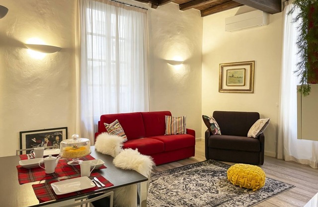 LuxRent Apartment Castello