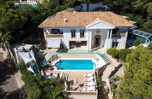 Luxuary Family Villa in South West Mallorca Sleeps 10 Includes a Boat Charter