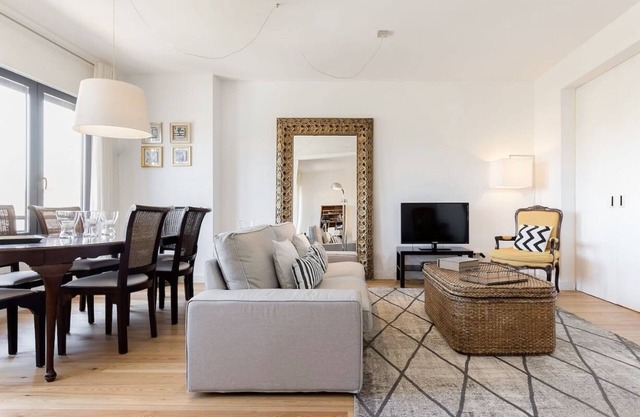 Luxuoso Apartamento T4 com 4 Banhos no Centro de Lisboa/Gulbenkian
