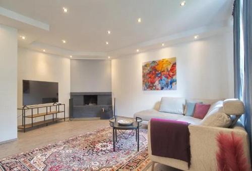 Luxuriöse 2,5 Zimmer Oase Komplett ausgestattet in Top Lage