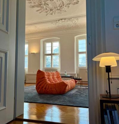 Luxuriöse Design Wohnung im Barockschloss 110 m2