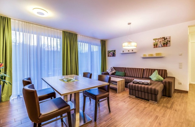Luxuriöse Ferienwohnung am Störmthaler See