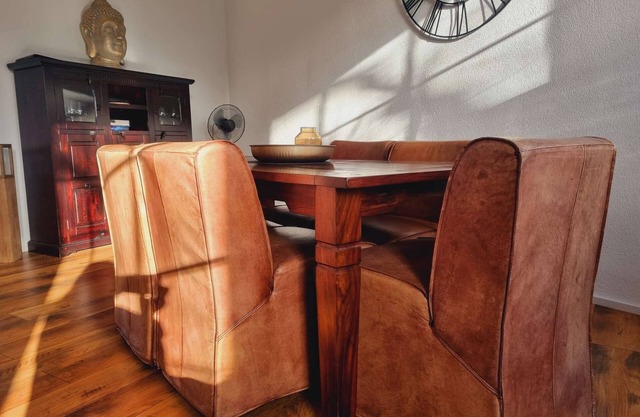 Luxuriöse großzügige Wohnung mit 3 Schlafzimmer, Terrasse
