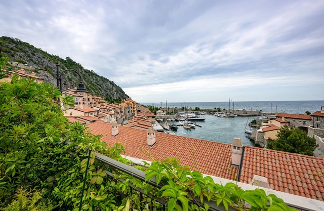 Luxuriöse Wohnung in Portopiccolo mit Garten und Privatstrand Privates