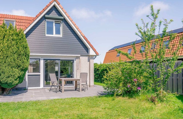 Luxuriöses Ferienhaus für 2 Personen am Waldrand. Mit Garten,parkplatz und Sauna