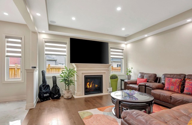 Luxurious! Centrally located entire Home, Office & Wi-Fi