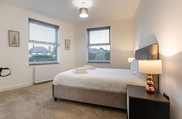 Luxurious 2-Bed apartment near NEC / BHX