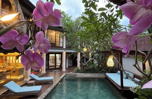Luxurious 3-bedroom Cherida Villa in Gending Kedis Jimbaran Beach, Bali