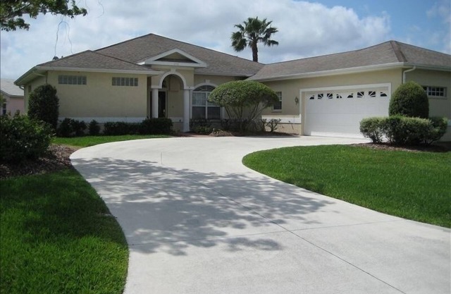 Luxurious 3 BR Home, Private Solar Heated Pool, Exclusive Tara Golf Club