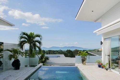 Luxurious 3br Villa With Sea & Jungle Views