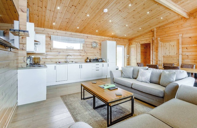 Luxurious and contemporary Finnish log lodge.