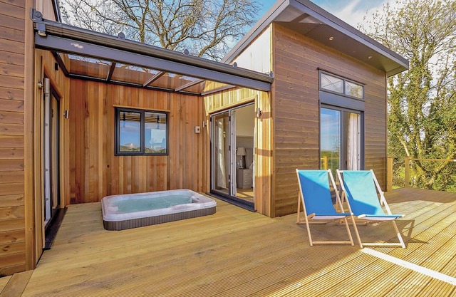 Luxurious and contemporary lodge with panoramic views.