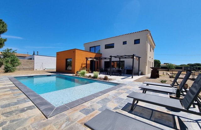 Luxurious and spacious villa with private pool