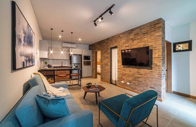 Luxurious Apartment | 6 People | King Size Beds | A/C | A+ Location | Centenario