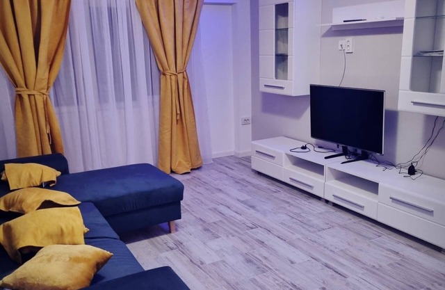 Luxurious Apartment With 3 Rooms and 2 Bathrooms Claudia