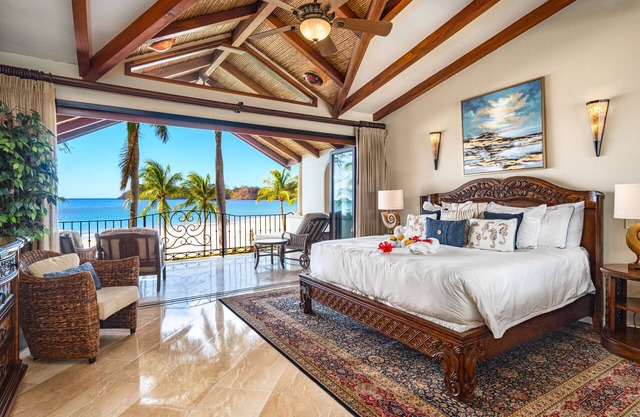 Luxurious Beachfront Villa