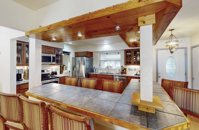 Luxurious Comfort Meets Peaceful Countryside in Umatilla