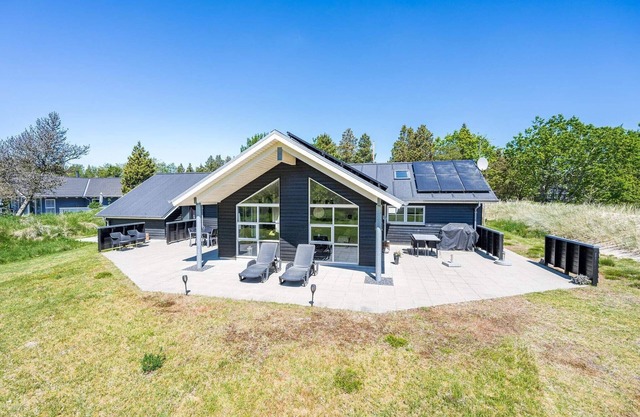 Luxurious Family Retreat in Blavand-By Traum