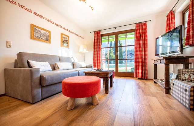 Luxurious holiday apartment "Alpenrose" at the foot of the Zugspitze
