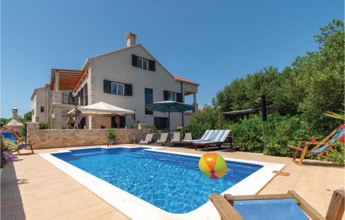 Luxurious Home In Lumbarda With Sauna