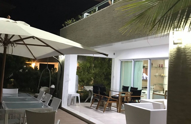 Luxurious house with maid in luxury condominium in Muro Alto-Porto de Galinhas