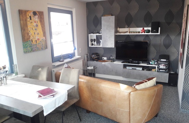Luxurious house with winter garden, Finnish sauna, wood-burning stove Schnett-Masserberg