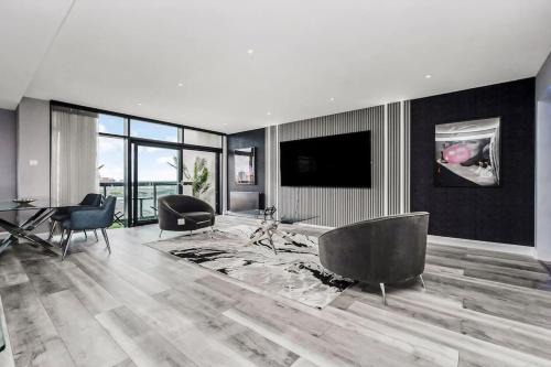 Luxurious Penthouse with Bar at Glasgow Hydro & SECC