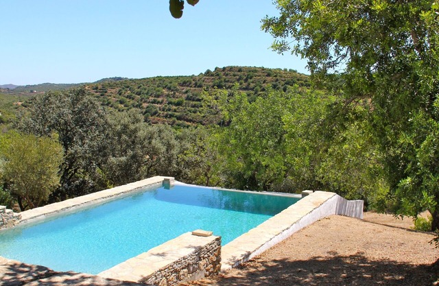 Luxurious Rural Farmhouse with an Infinity Pool , stunning views and location