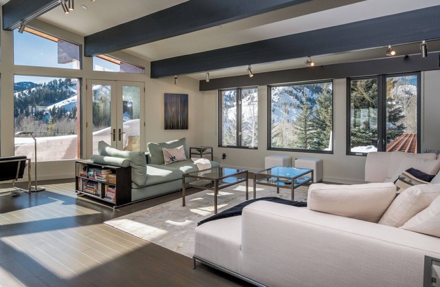 Luxurious Sun Valley Estate - Perfect for the 2025 World Cup!