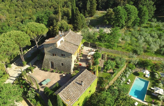 Luxurious Tuscan Estate - La Valle 12 Miles from Florence