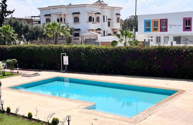 LUXURIOUS VILLA - LARGE COMMON SWIMMING POOL 5.5x11 2 GOLFS at 500 and 800 m. Sea 5km away